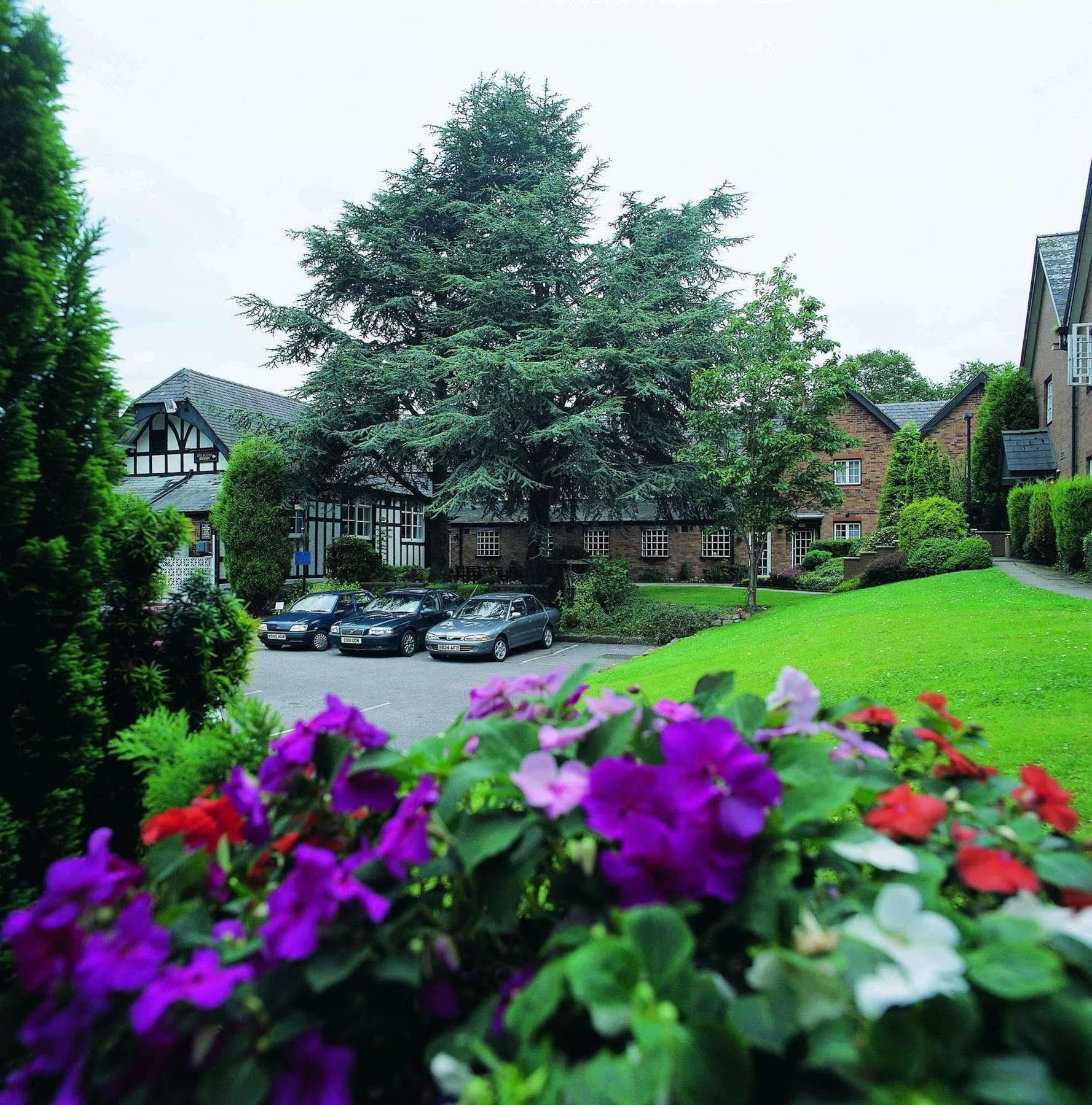 The Lymm Hotel Ngoại thất bức ảnh